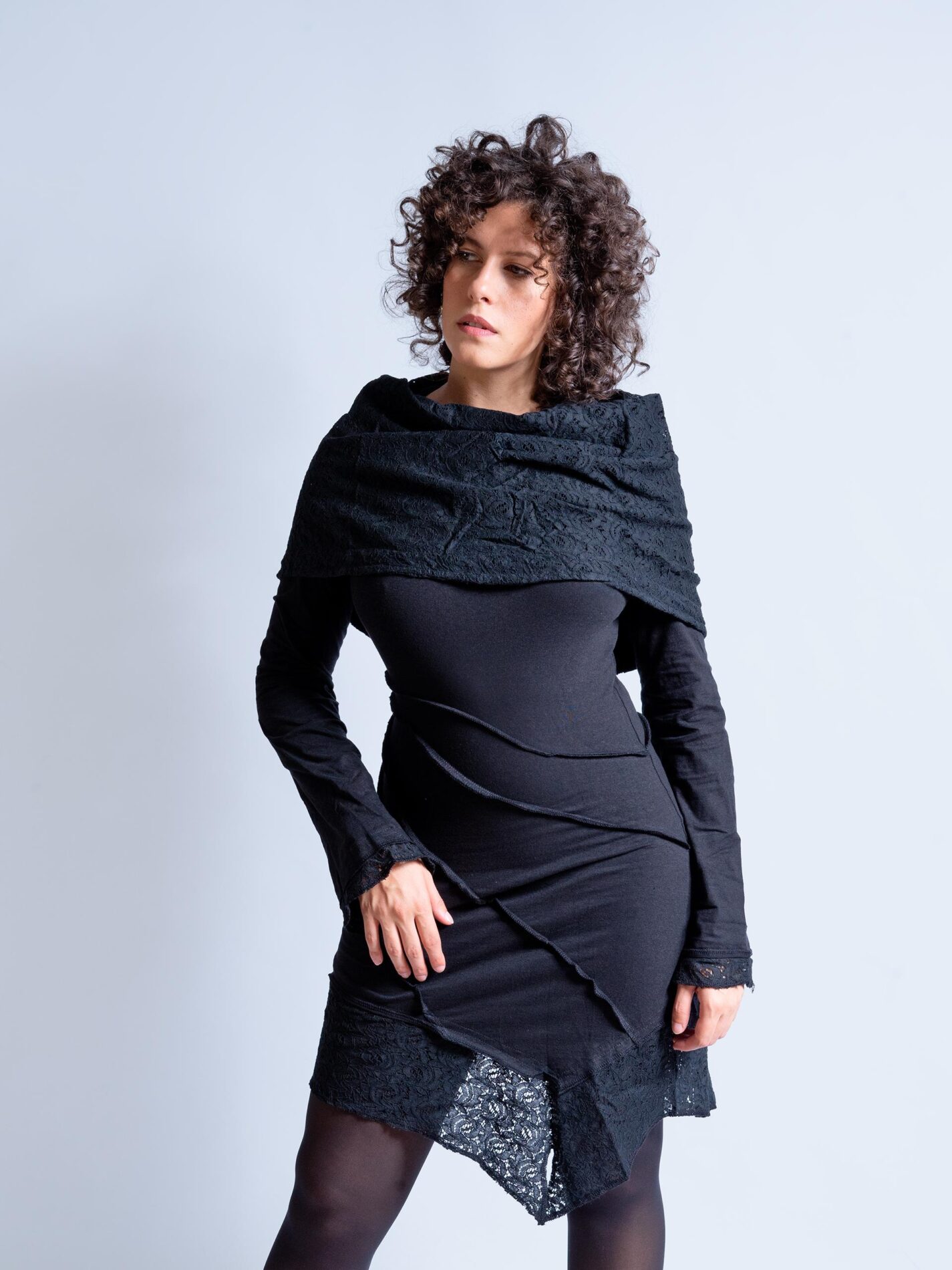 Jaipur - Maglia Etnica Asimmetrica Nera