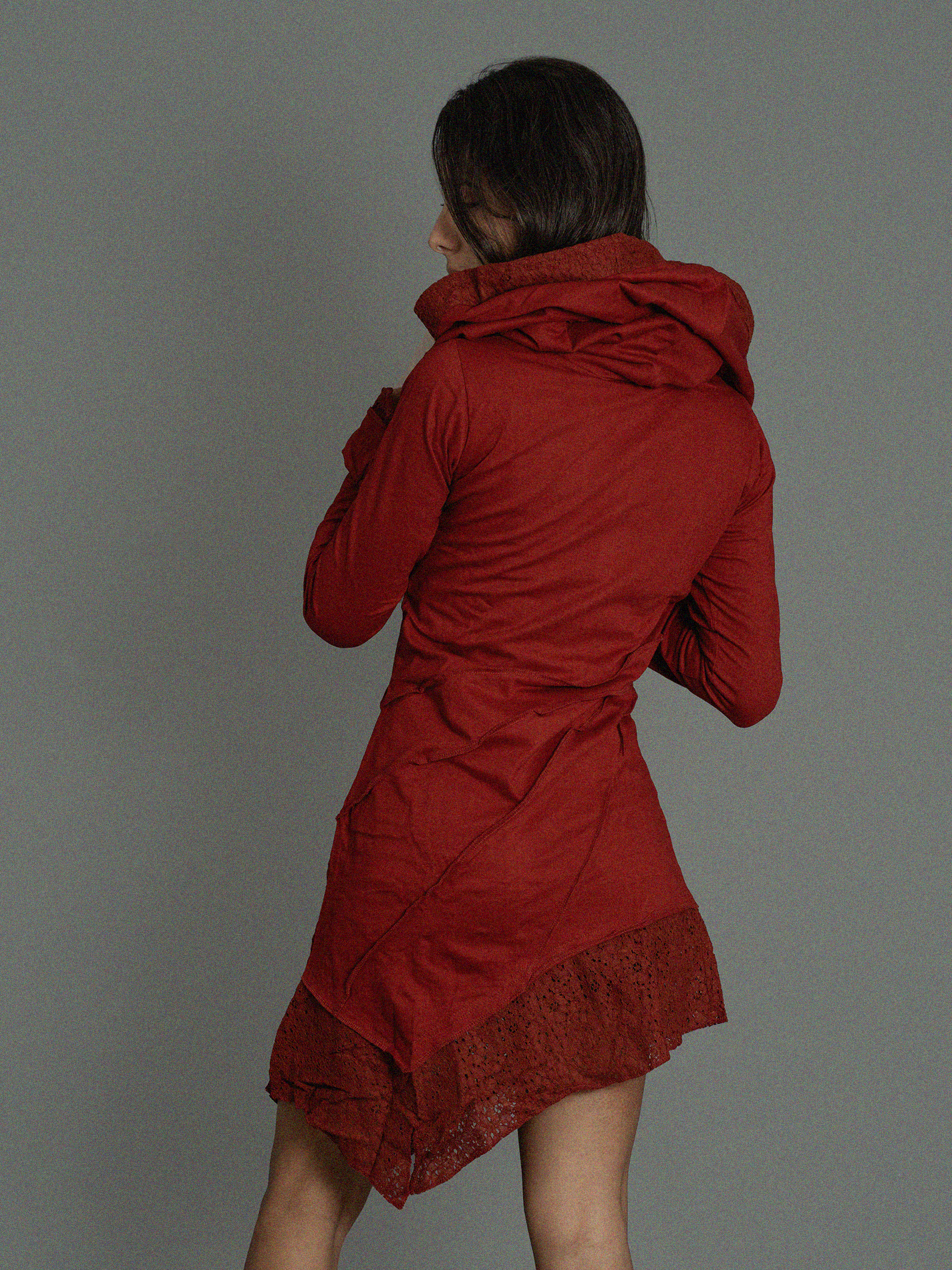 Jaipur - Maglia Etnica Asimmetrica Rossa