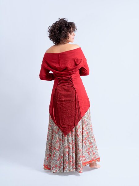 Tamil – Felpa Etnica con Cappuccio Rossa (2)