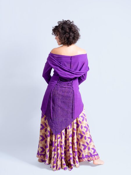 Tamil – Felpa Etnica con Cappuccio Viola (2)