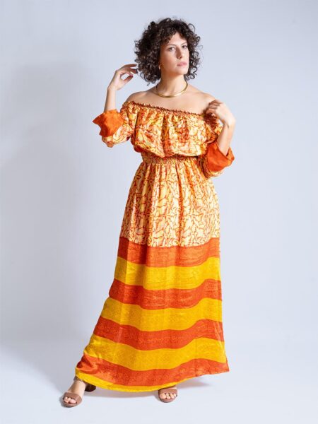 Abito Lungo Etnico con Scollo a Barca arancione – Radha