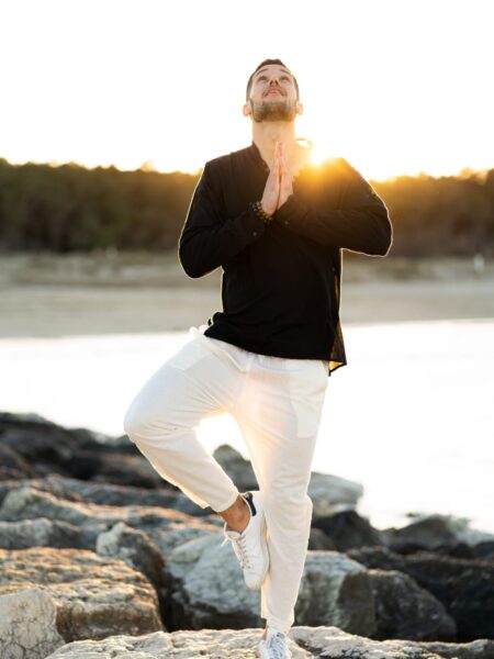 Camicia etnica con scollo nero – Sicilia