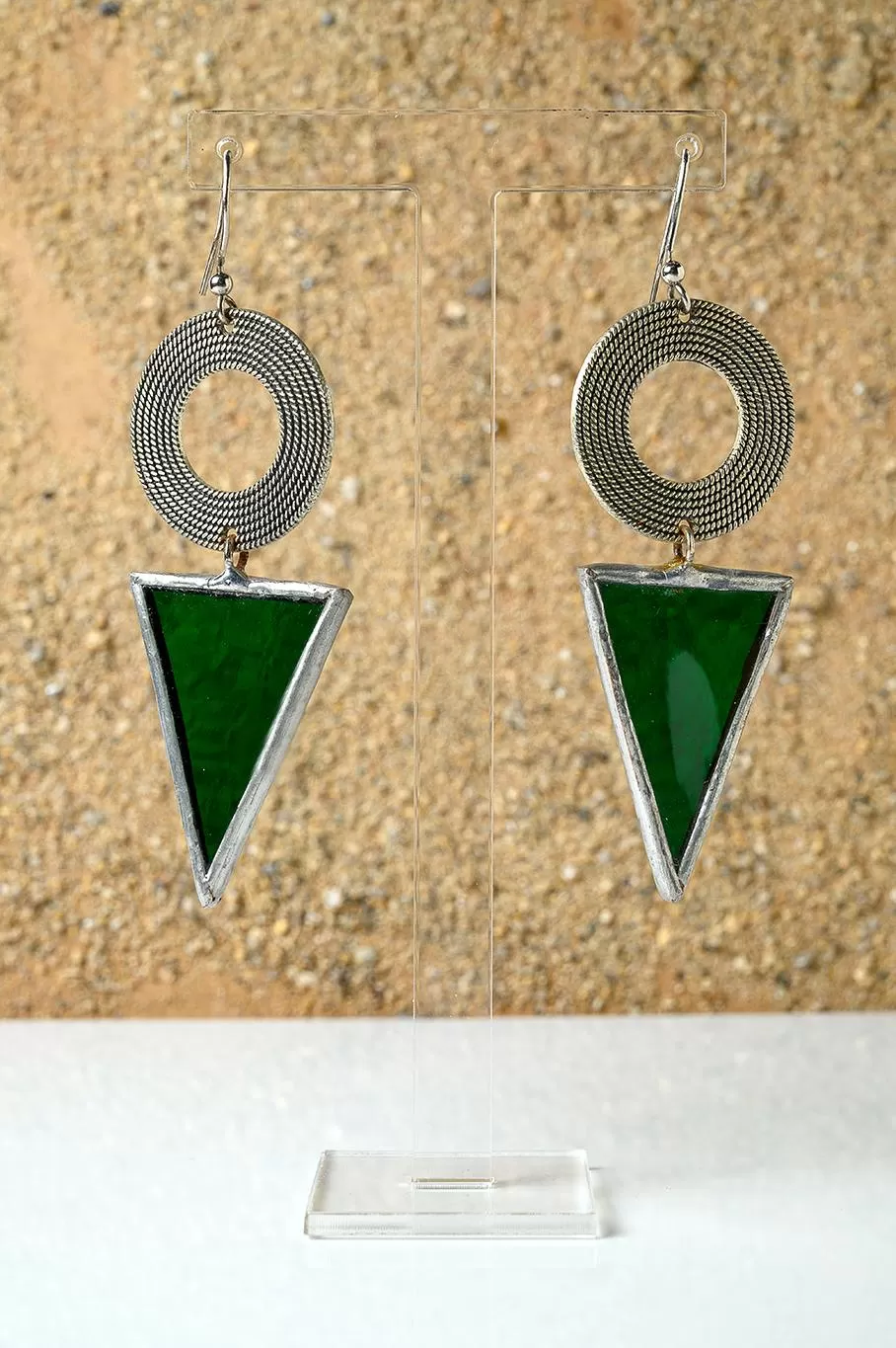 ORECCHINI IN VETRO VERDE E METALLO BRUNITO