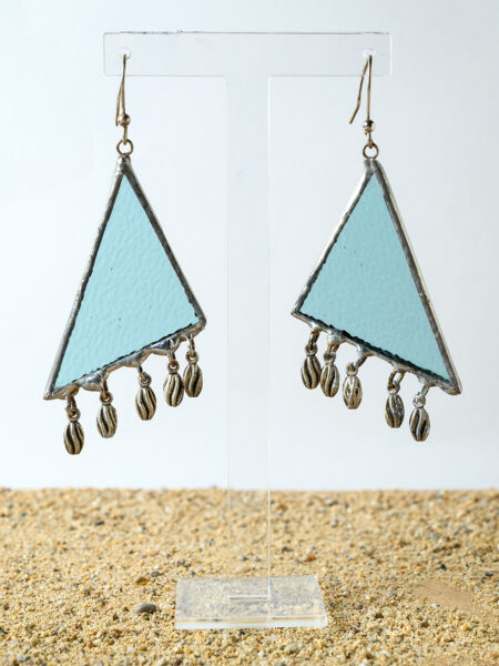 ORECCHINI PENDENTI IN VETRO AZZURRO E METALLO