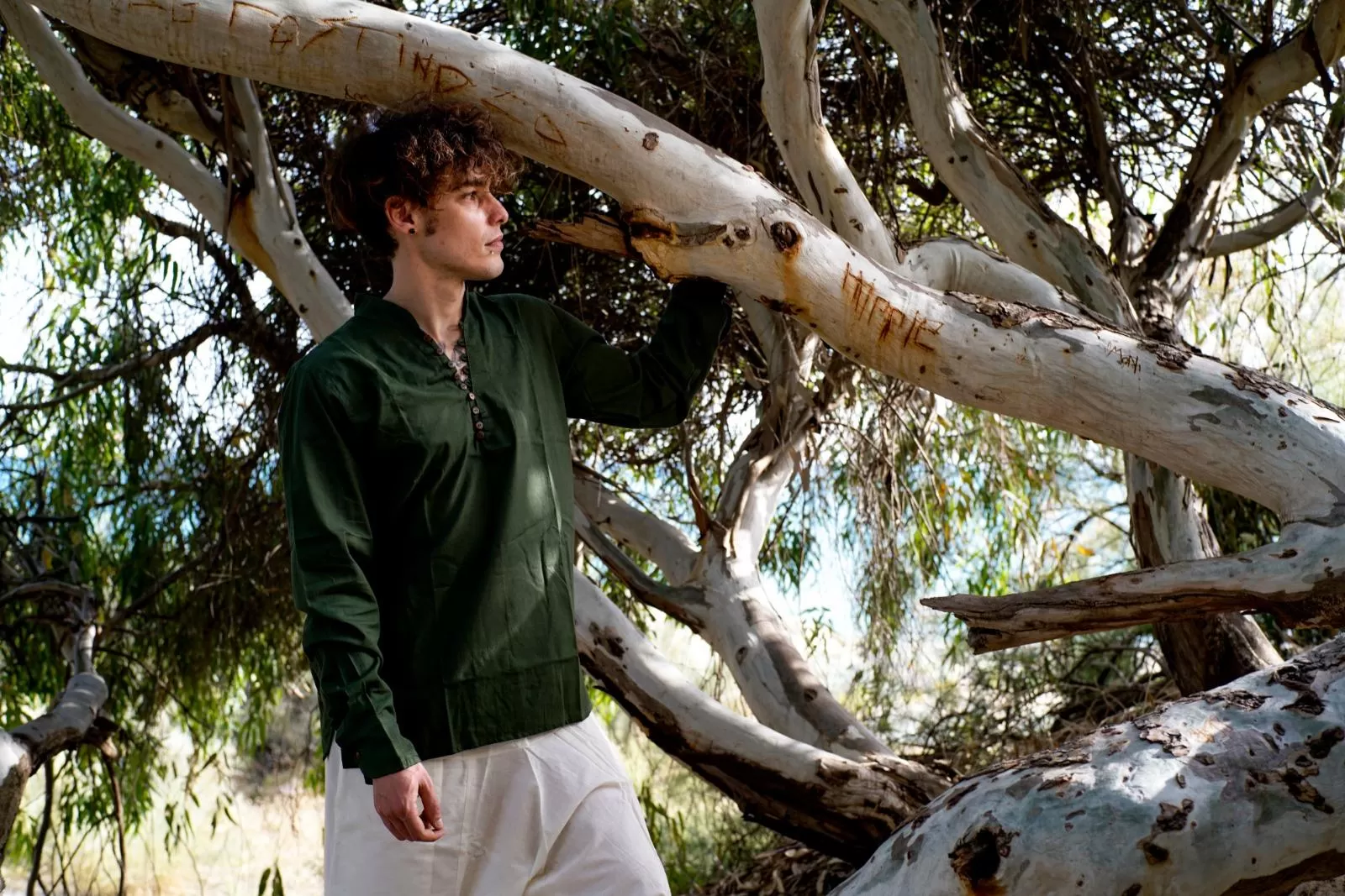 Camicia etnica con scollo verde – Sicilia