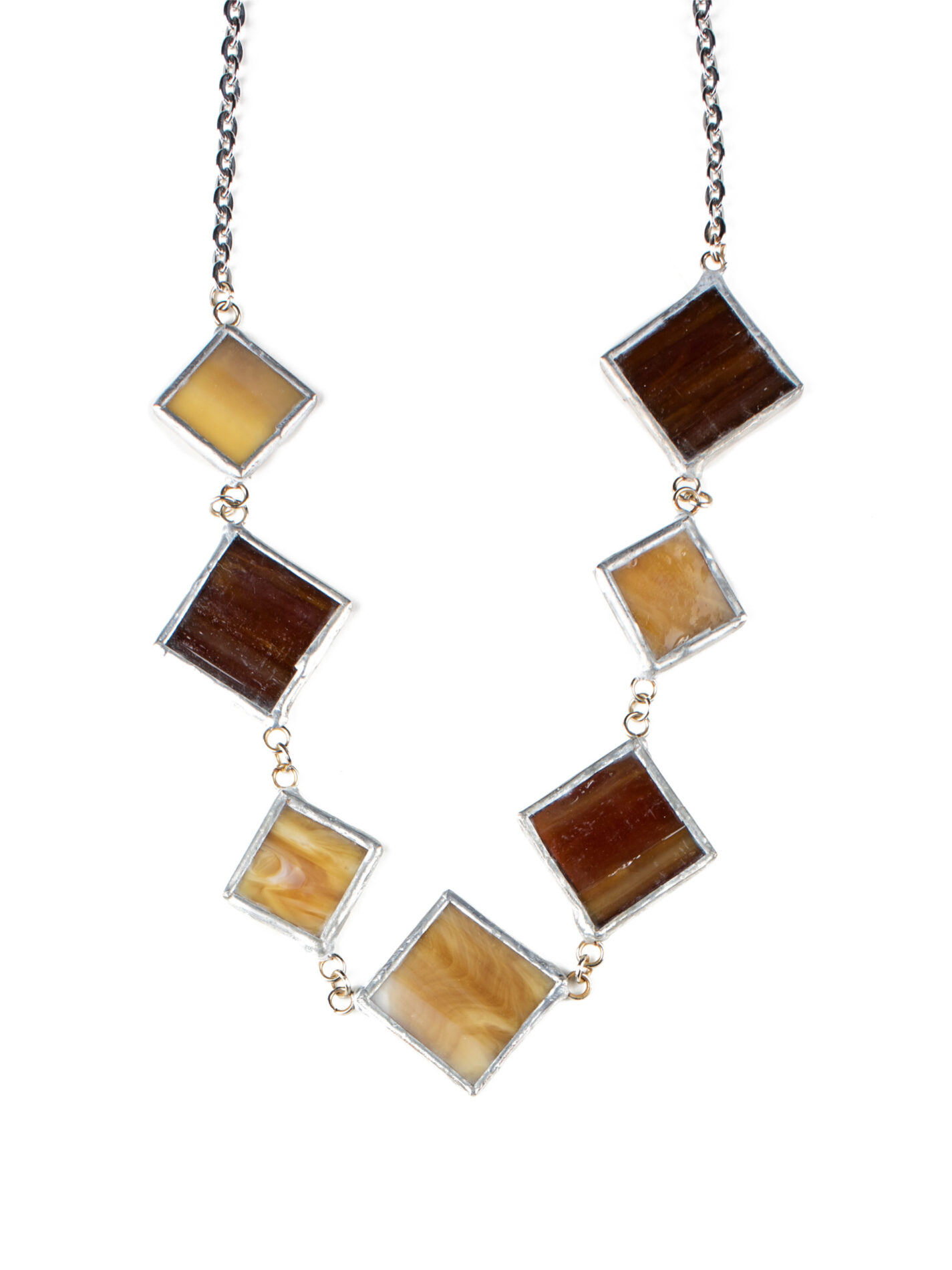 Collana lunga in Vetro marrone opalescente e Metallo