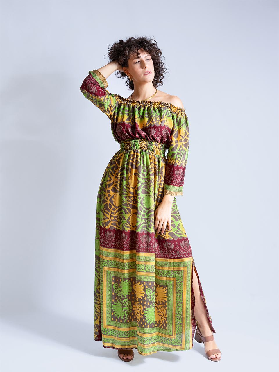 Abito Lungo Etnico con Scollo a Barca afro – Radha