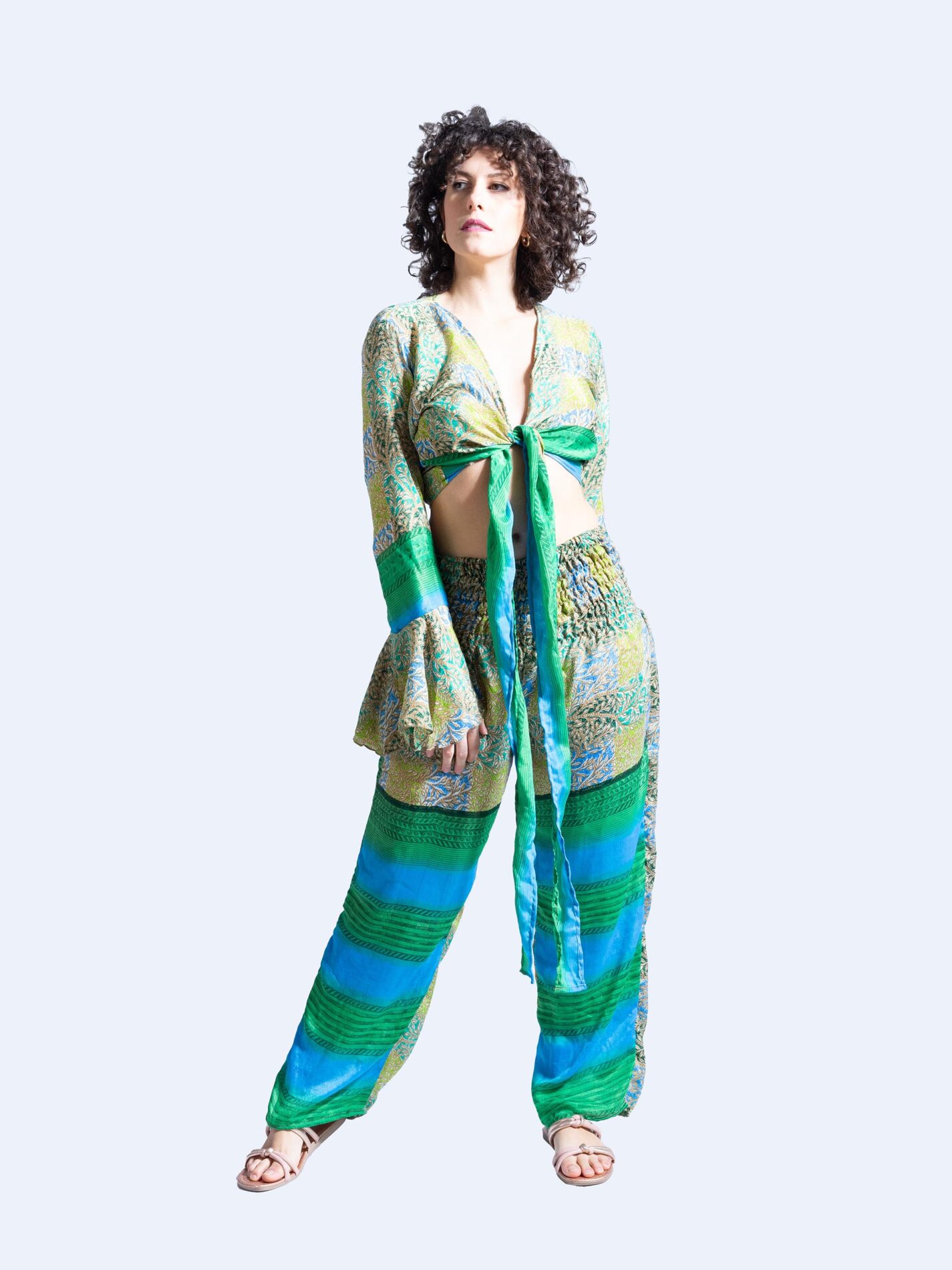 Wrap Top e Pantalone verde e azzurro – Punjabi