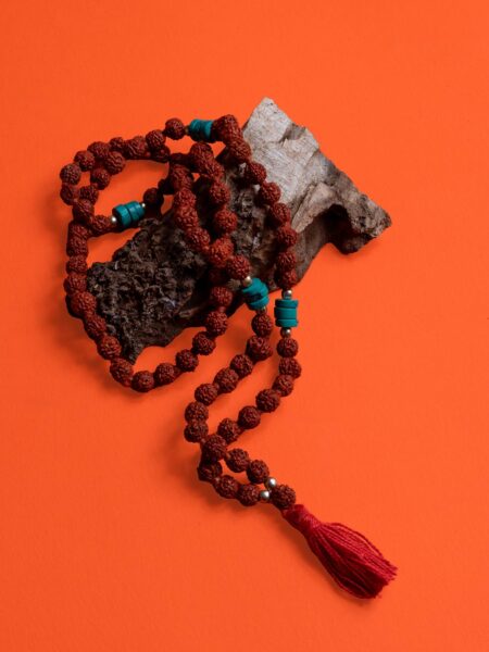 Mala Indiano Rudraksha - Dettagli Turchese