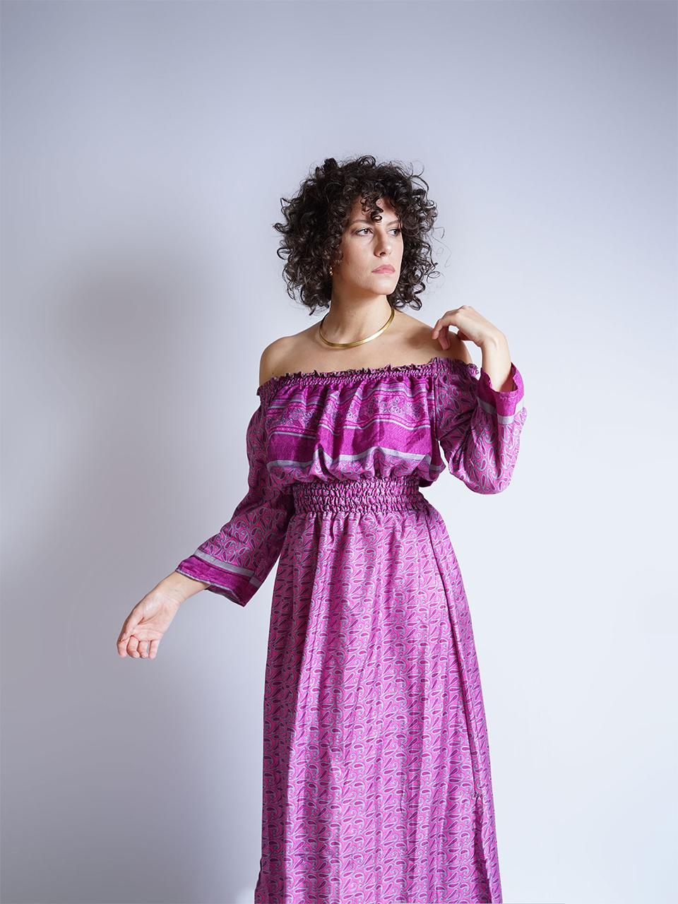Abito Lungo Etnico con Scollo a Barca viola – Radha