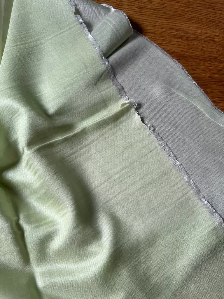 Sciarpa in Seta e Viscosa Double Face - Verde primavera