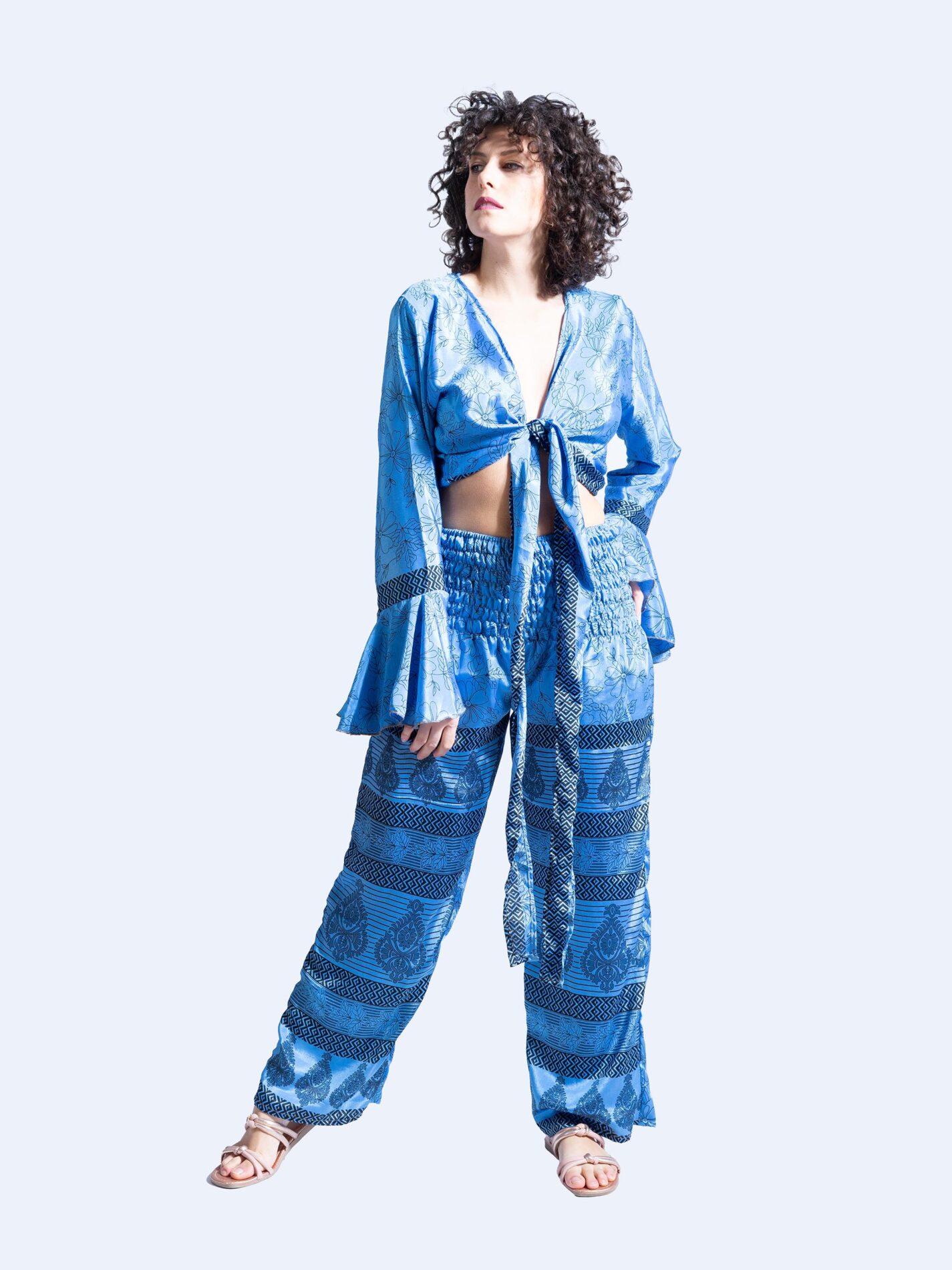 Wrap Top e Pantalone blu – Punjabi