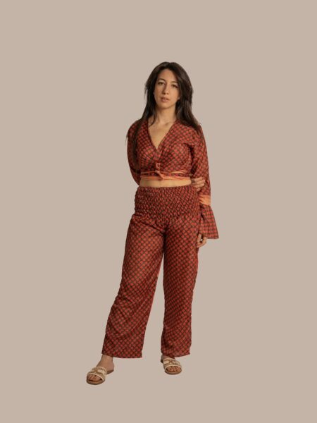 Wrap Top e Pantalone rosso – Punjabi