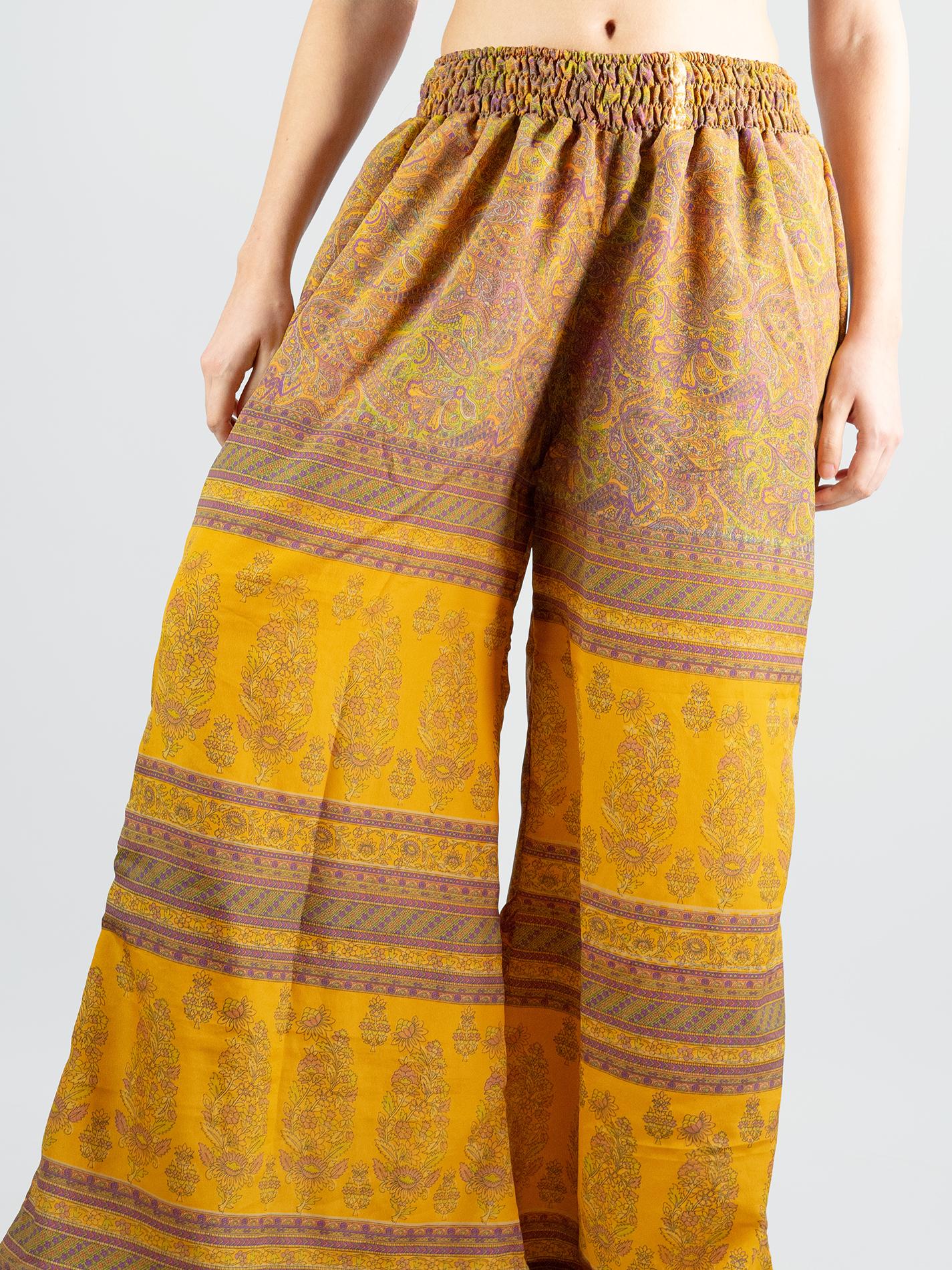 Pantalone giallo - Lucknow