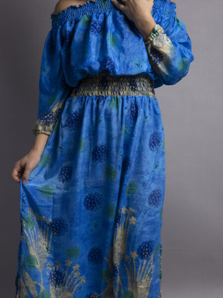 Abito Lungo Etnico con Scollo a Barca azzurro – Radha (2)