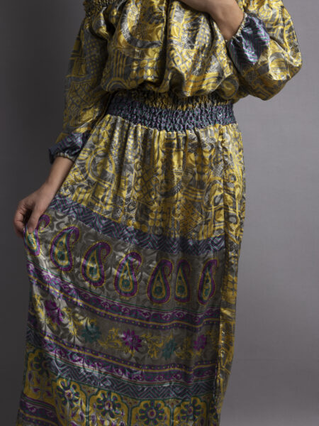 Abito Lungo Etnico con Scollo a Barca giallo – Radha (5)