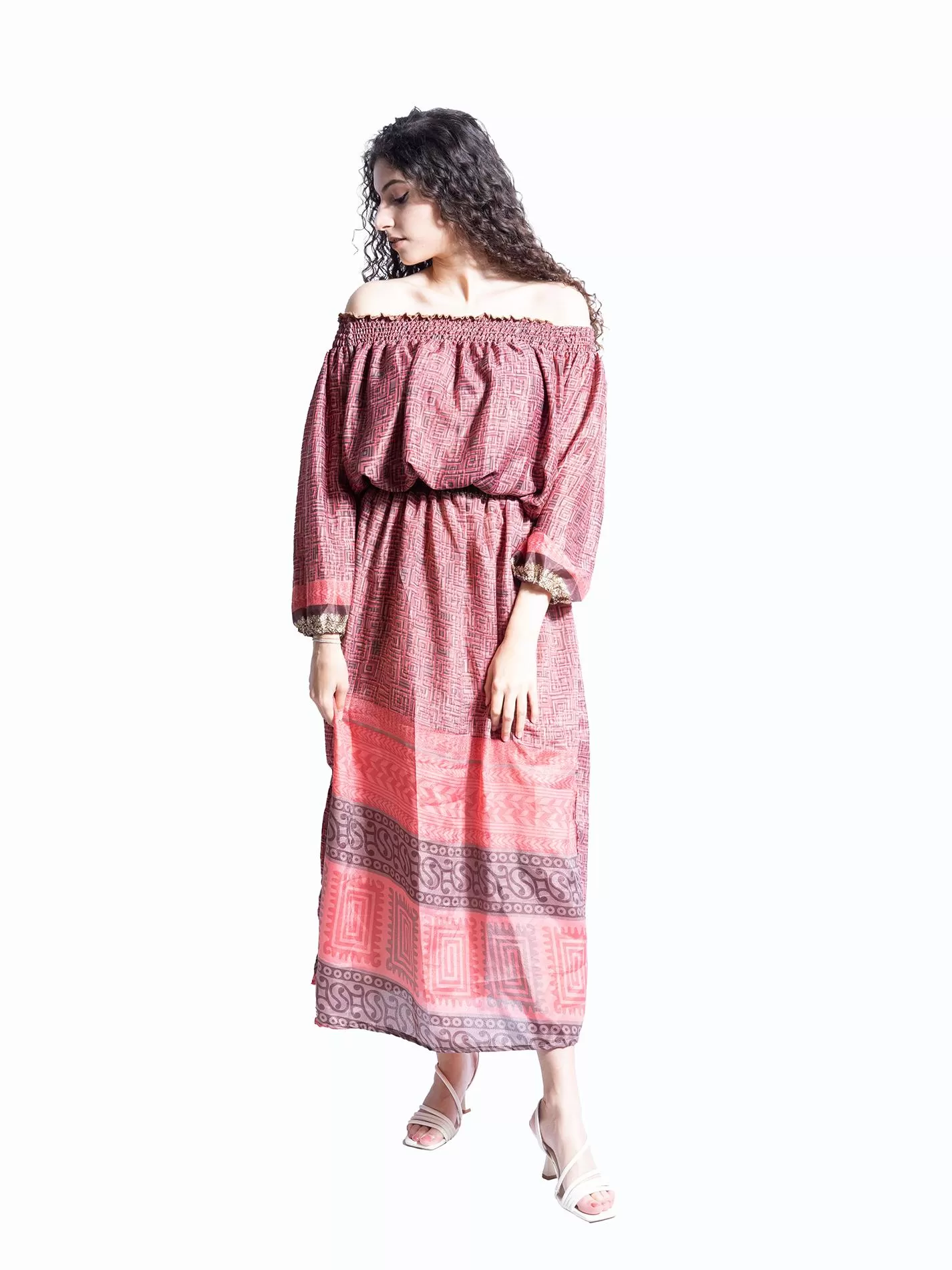 Abito Lungo Etnico con Scollo a Barca rosa antico – Radha