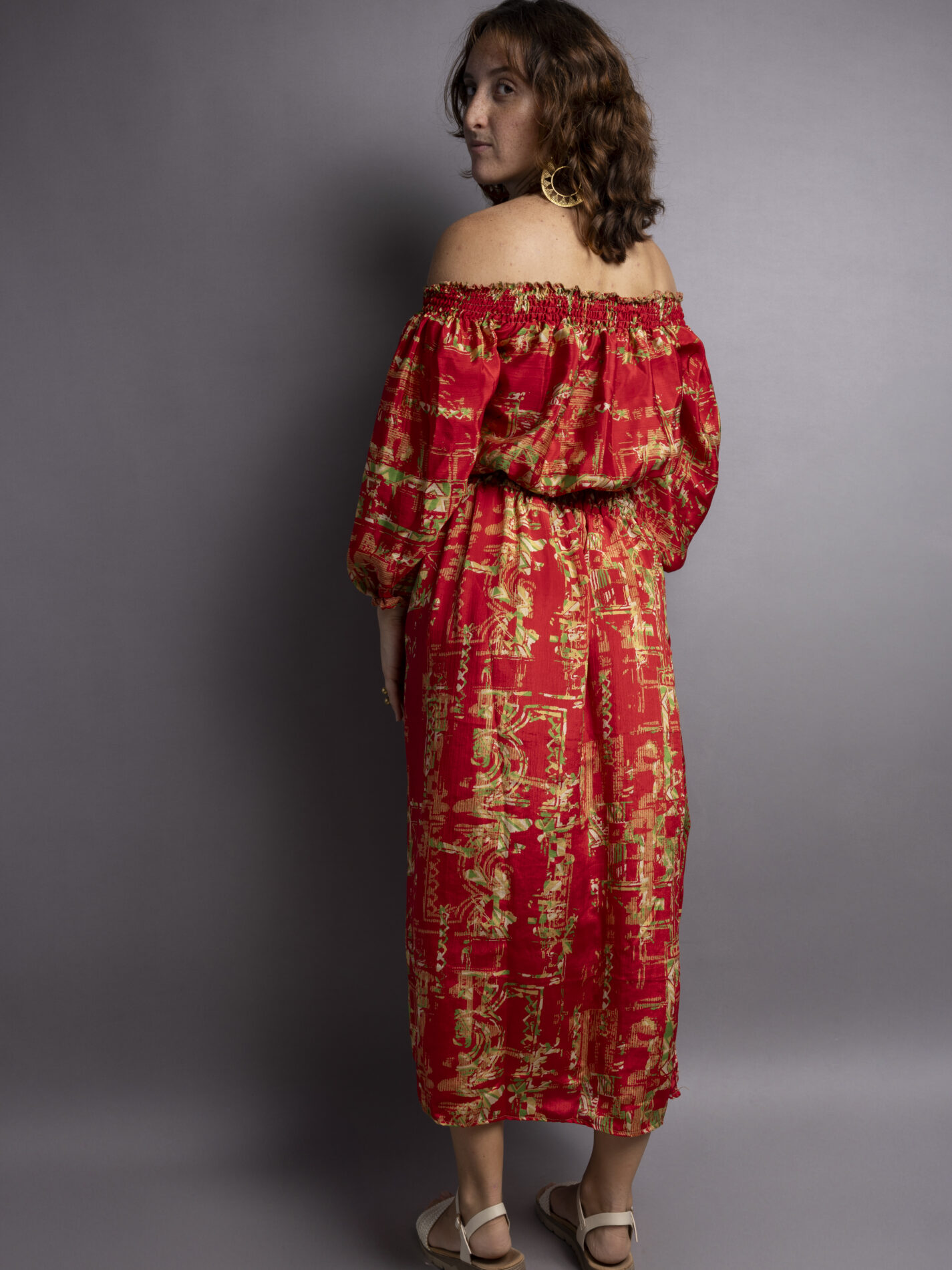 Abito Lungo Etnico con Scollo a Barca rosso – Radha