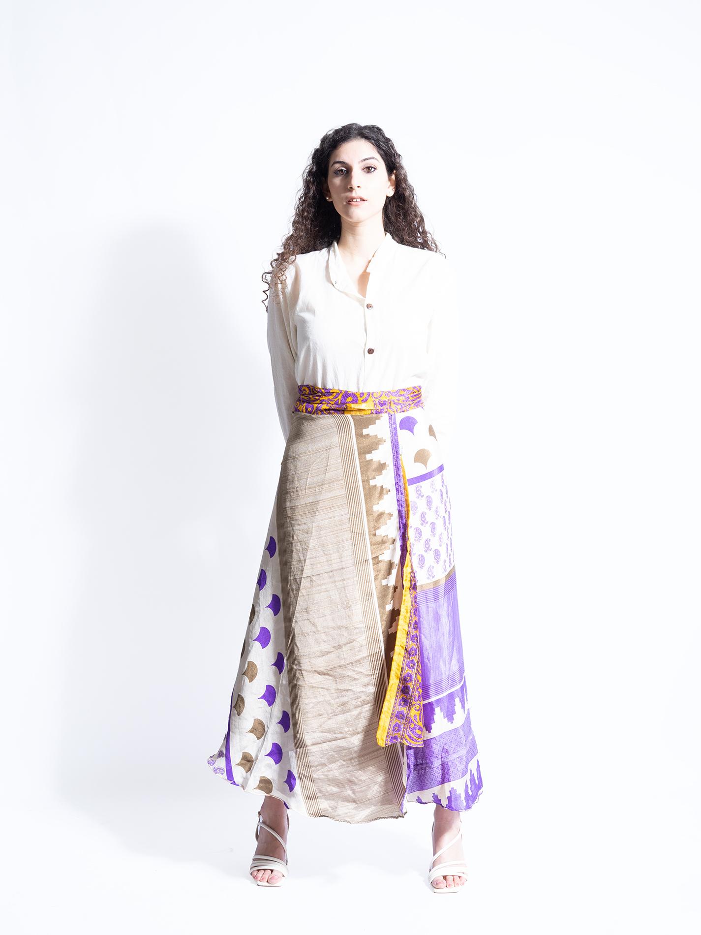 Gonna etnica lunga a portafoglio giallo e viola – India