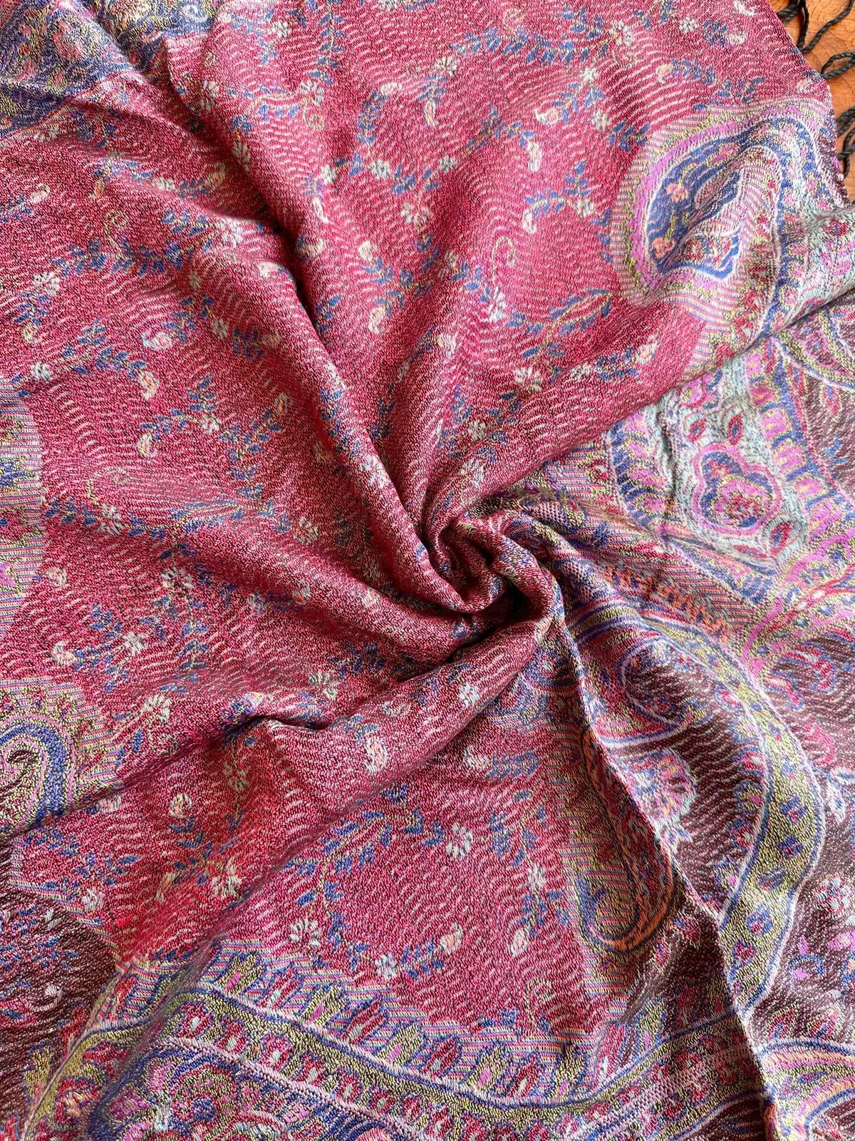 Sciarpa Jamawar in Seta e Viscosa 18