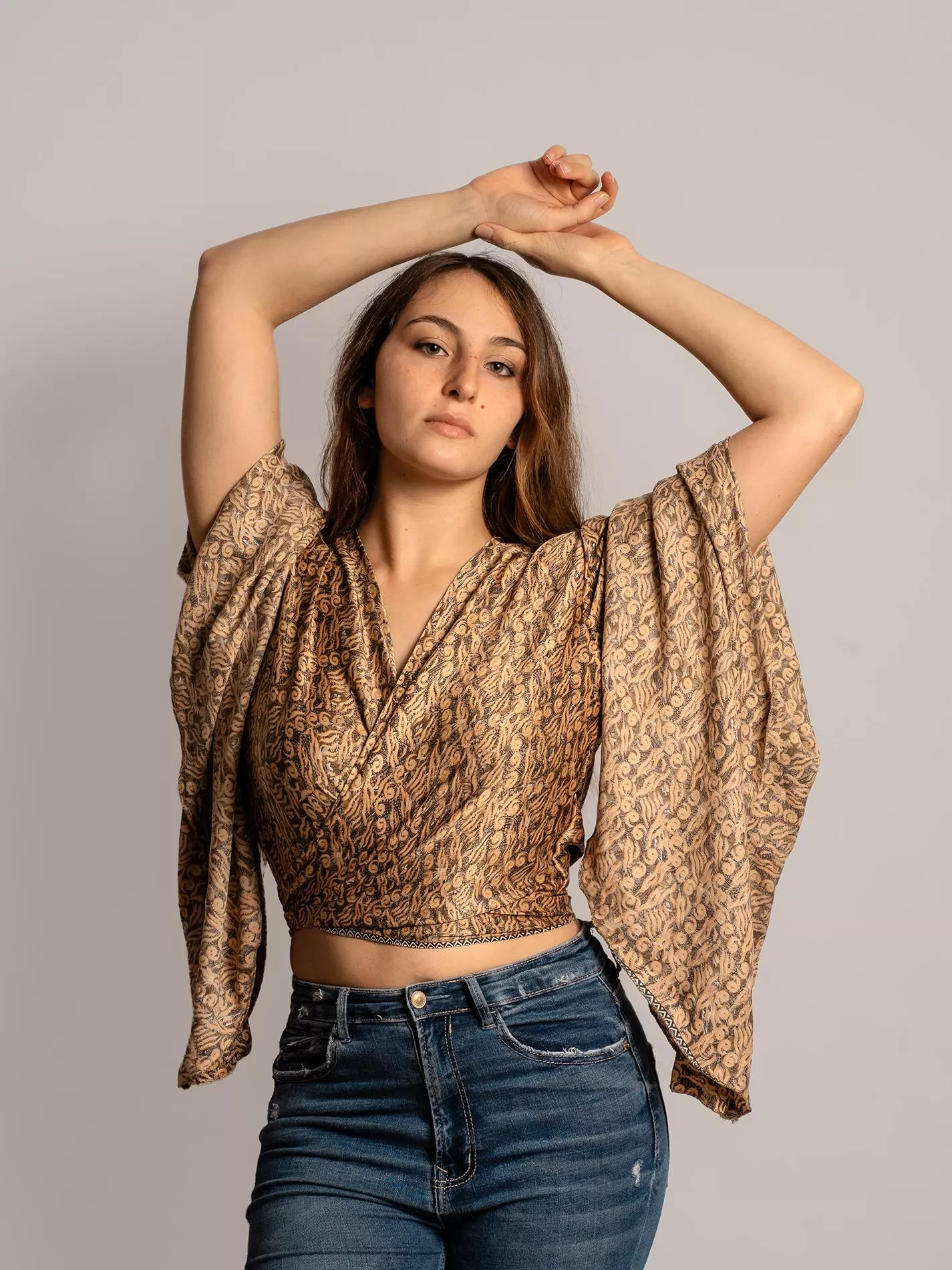 Wrap Top Manica larga marrone – Gandhi
