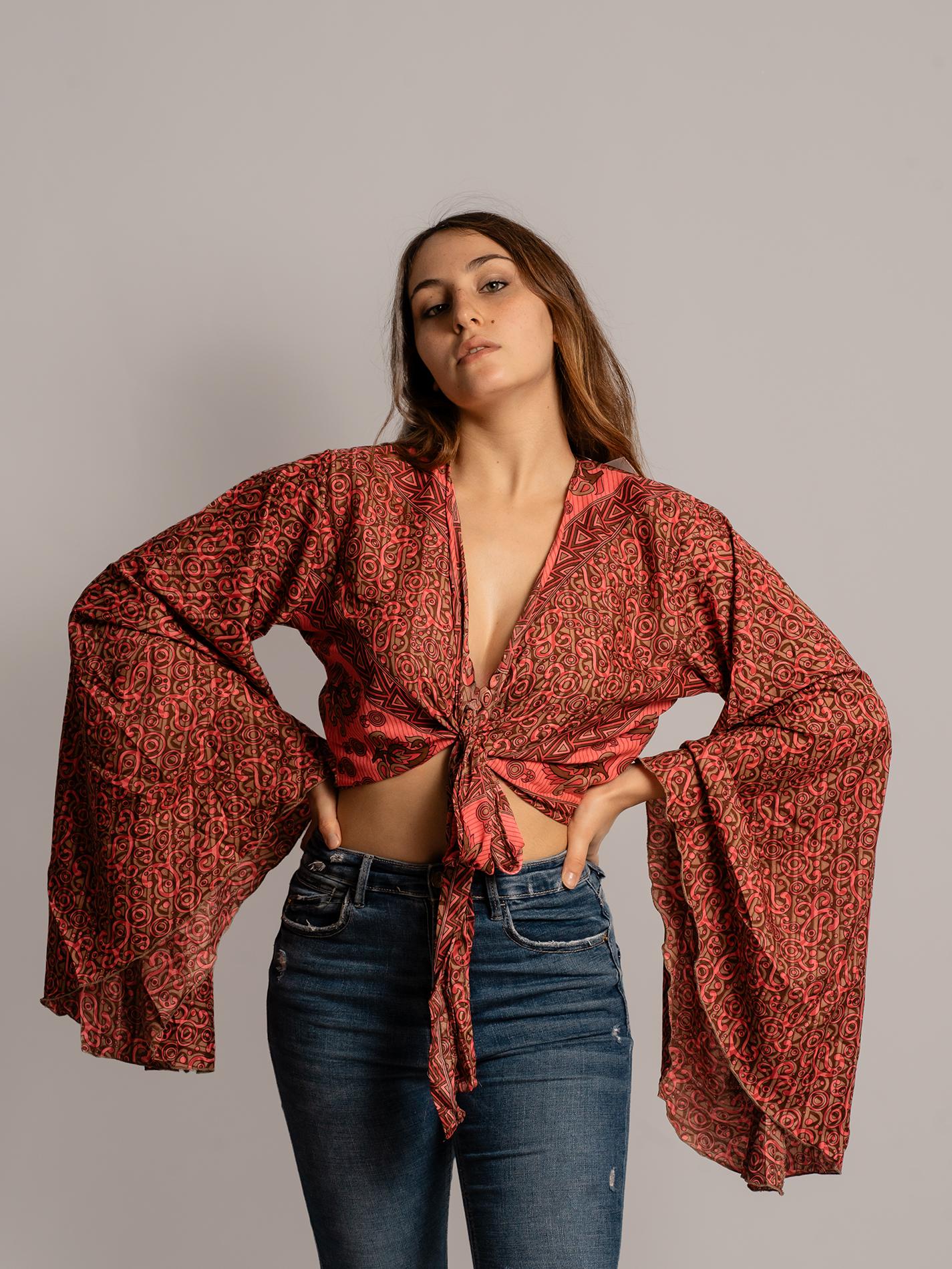Wrap Top Manica larga rosso chiaro – Gandhi