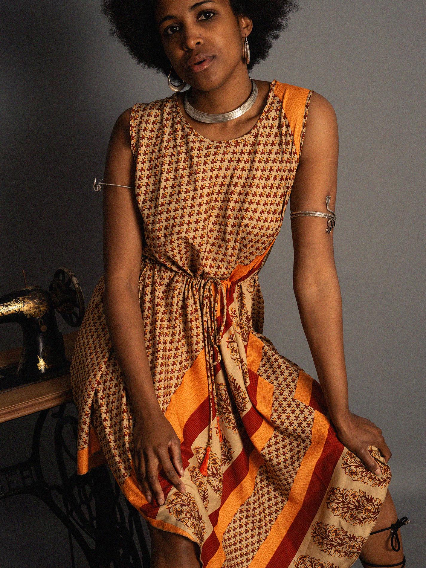 Abito tre quarti fiorellini - Ladakh