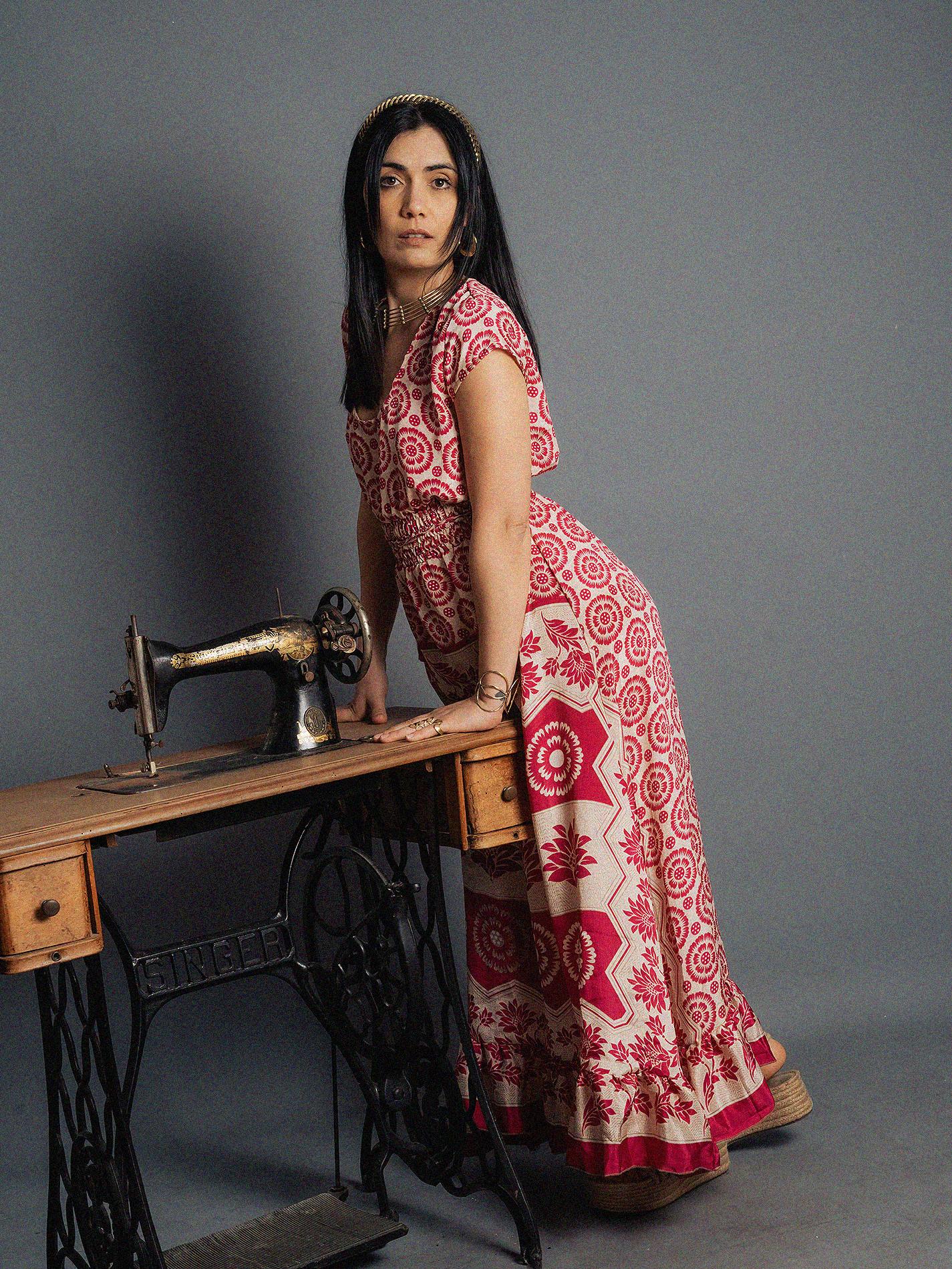 Abito lungo a girocollo rosso ciliegia - Agra