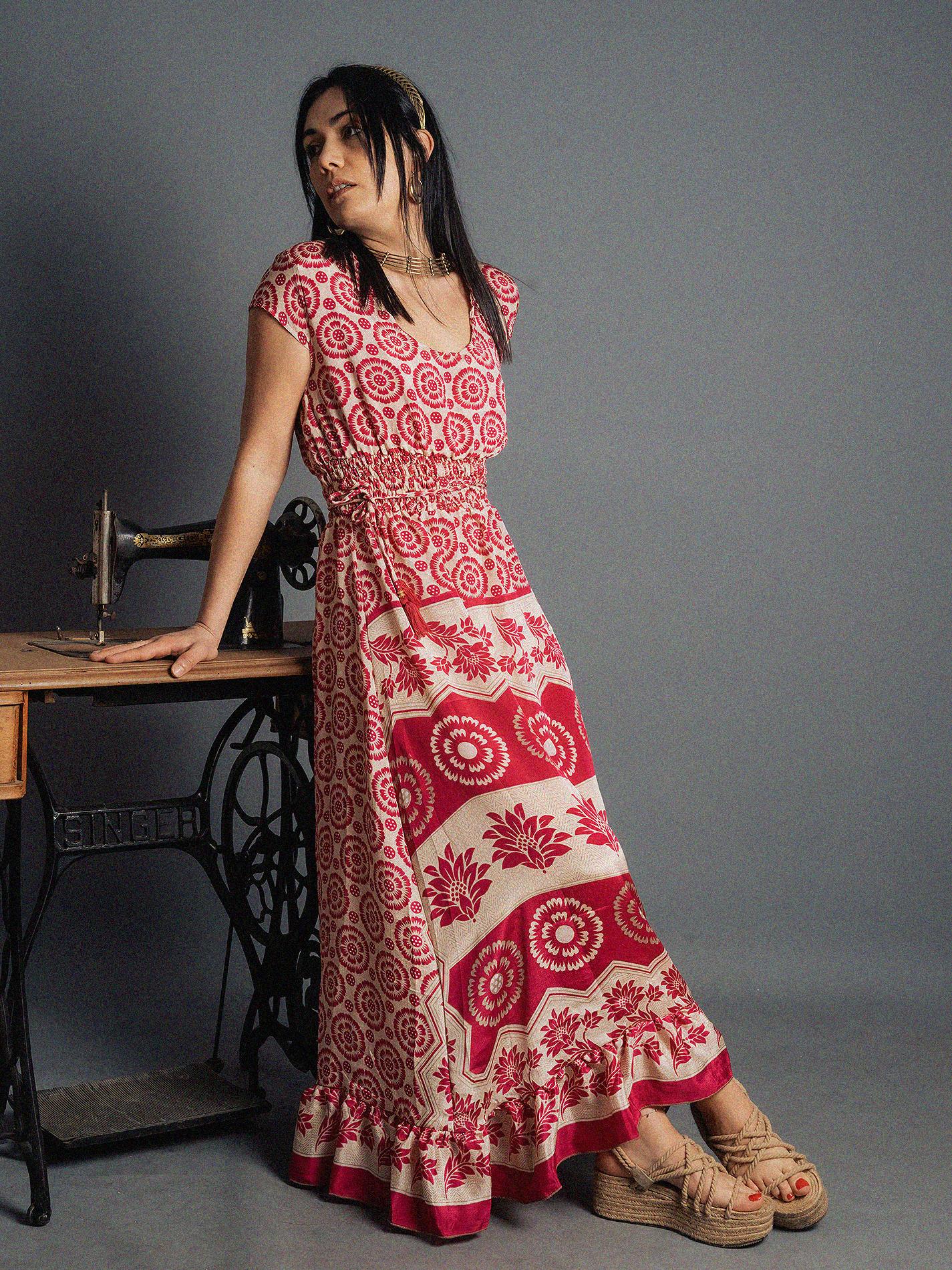 Abito lungo a girocollo rosso ciliegia - Agra