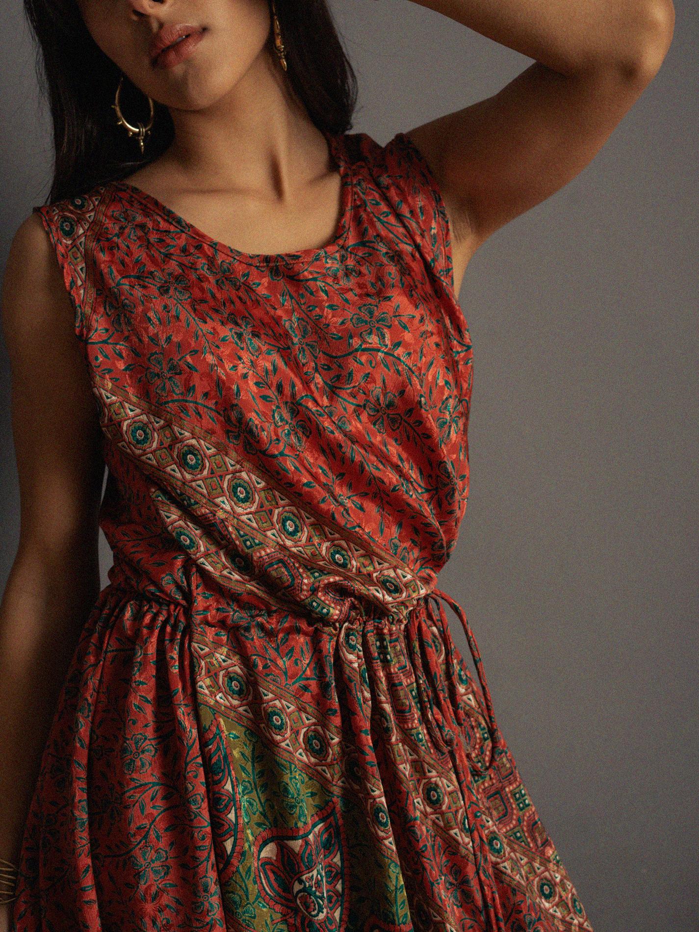 Abito tre quarti rosso - Ladakh