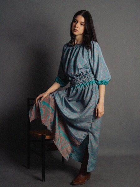 Abito Lungo Etnico con Scollo a Barca azzurro – Radha