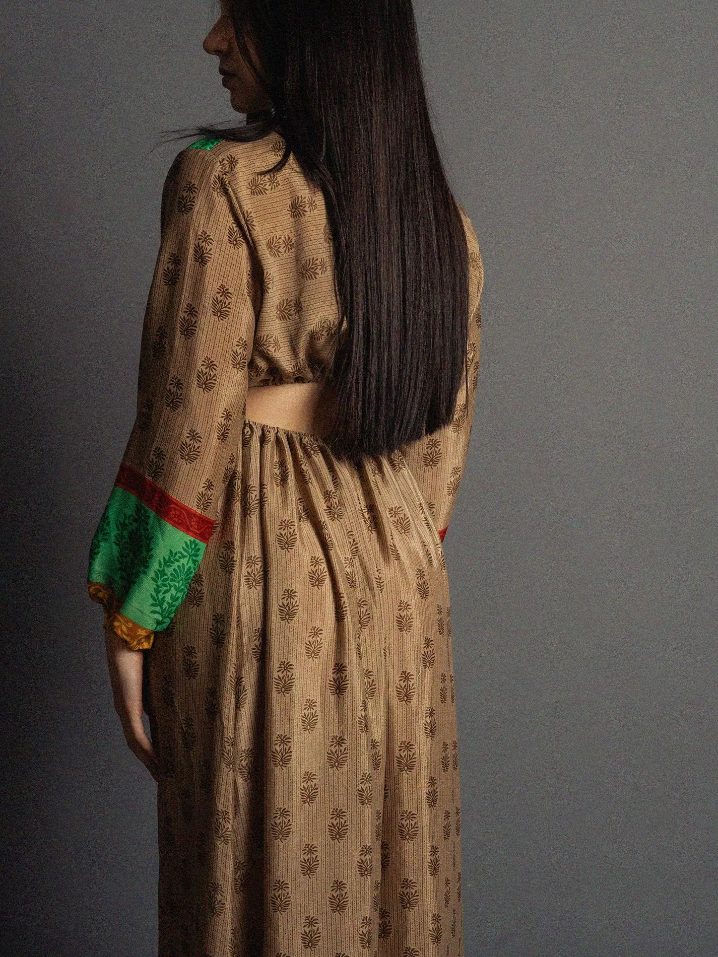 Abito Lungo con Anello ocra e verde - Orissa