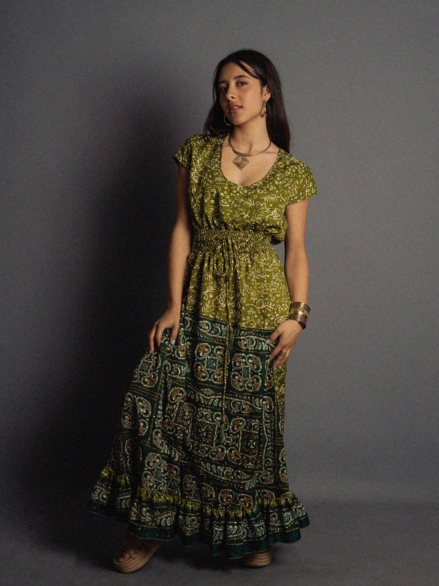 Abito lungo a girocollo verde - Agra