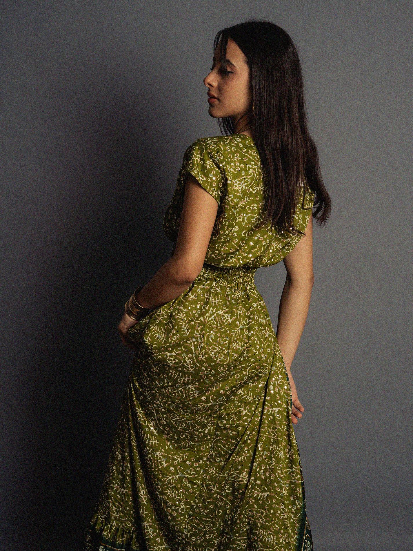 Abito lungo a girocollo verde - Agra