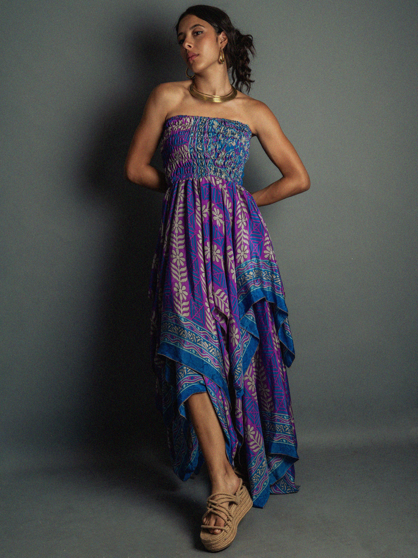 Abito etnico con elastico e spalline blu e viola – Mumbai