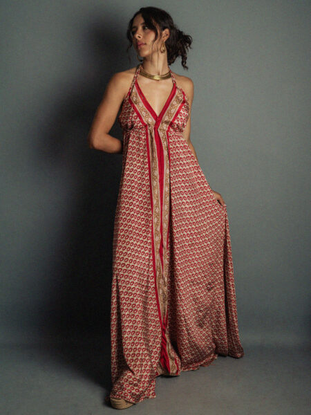 Abito etnico lungo fiori rossi – Delhi