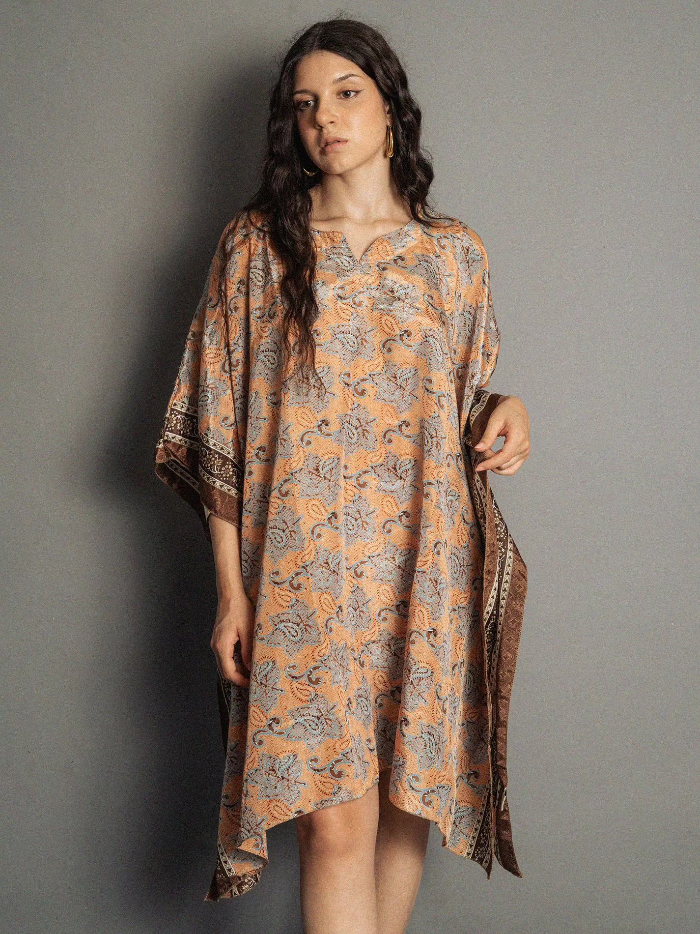 Caftano bordi marroni