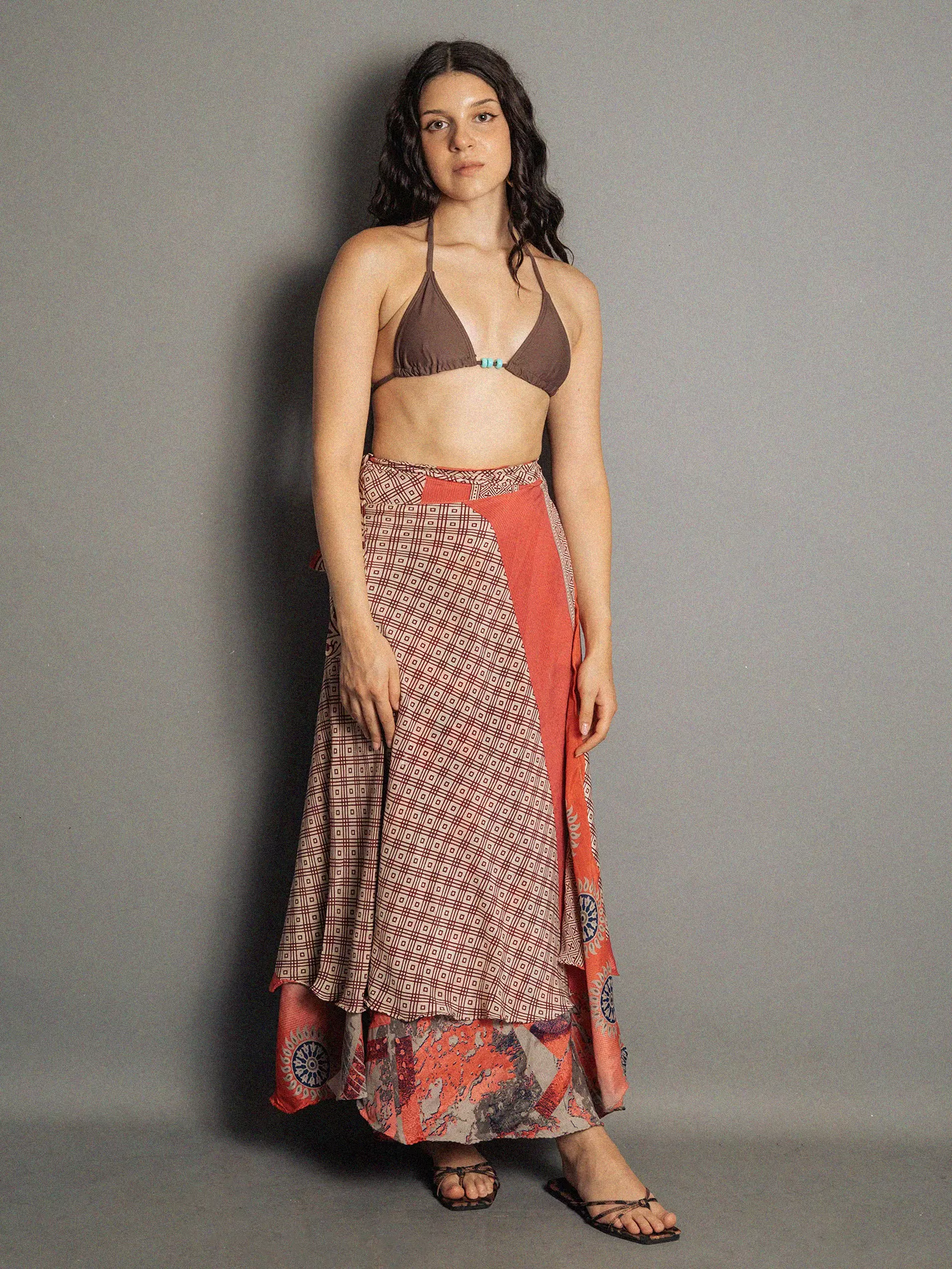 Gonna etnica lunga a portafoglio quadrati – India