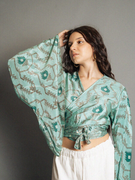 Wrap Top Manica larga celeste – Gandhi