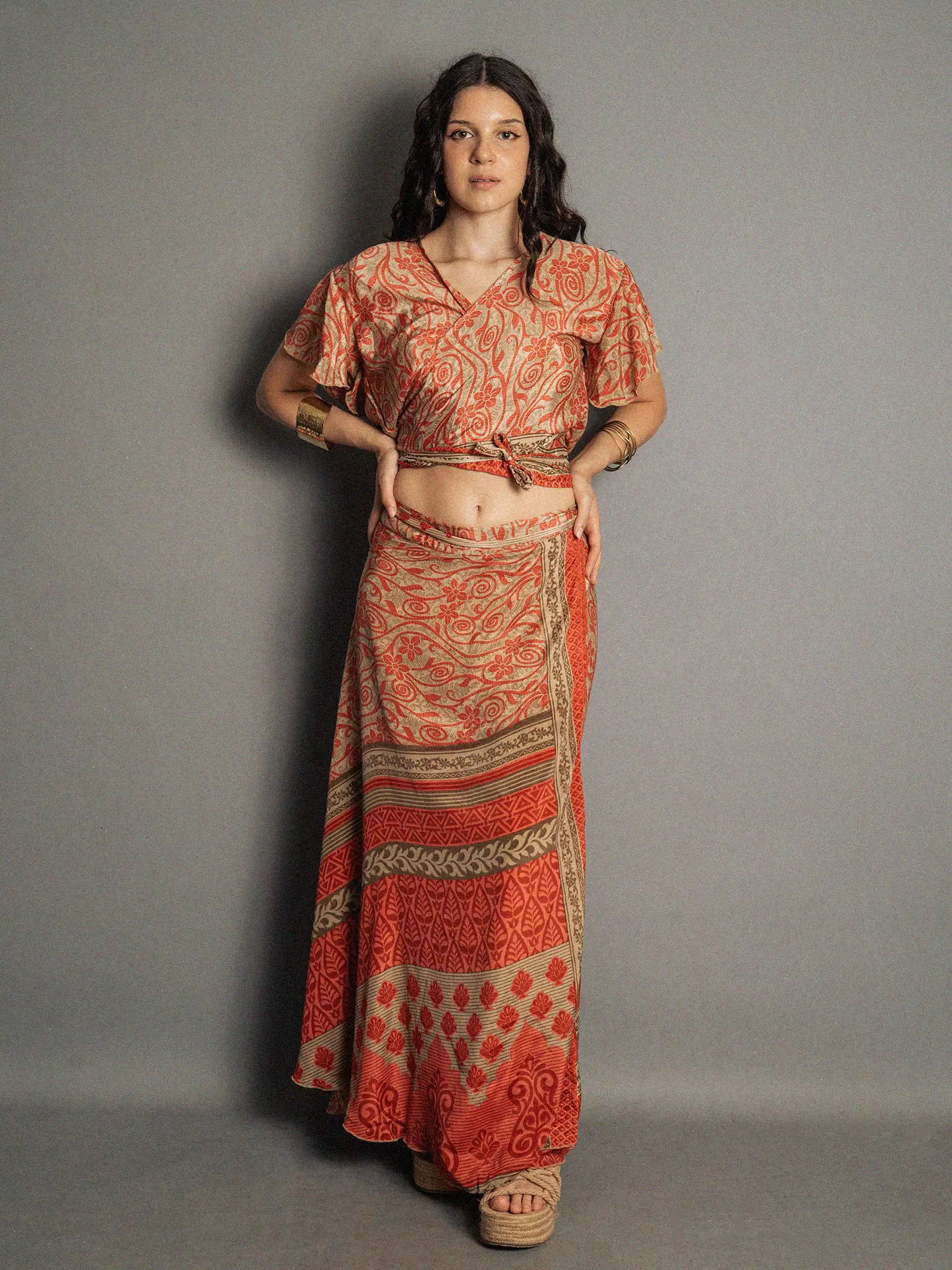 Wrap top e Gonna a Portafoglio rosso e ocra - Manali