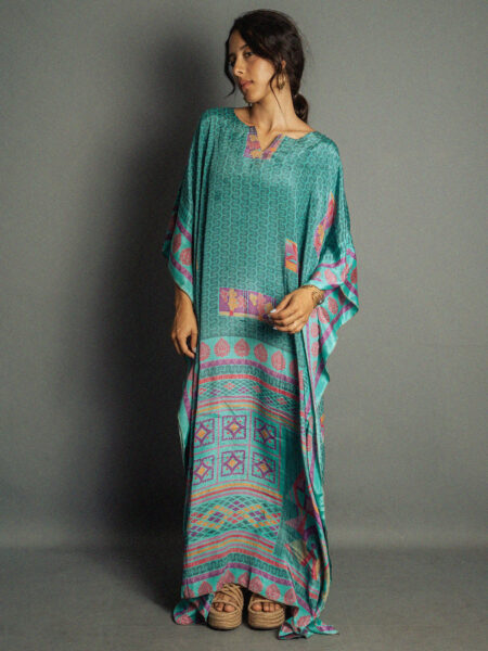 Caftano Lungo celeste con fiori