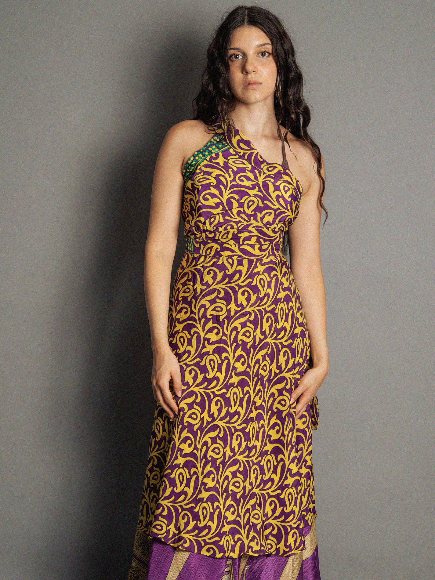 Gonna etnica lunga a portafoglio giallo e viola – India