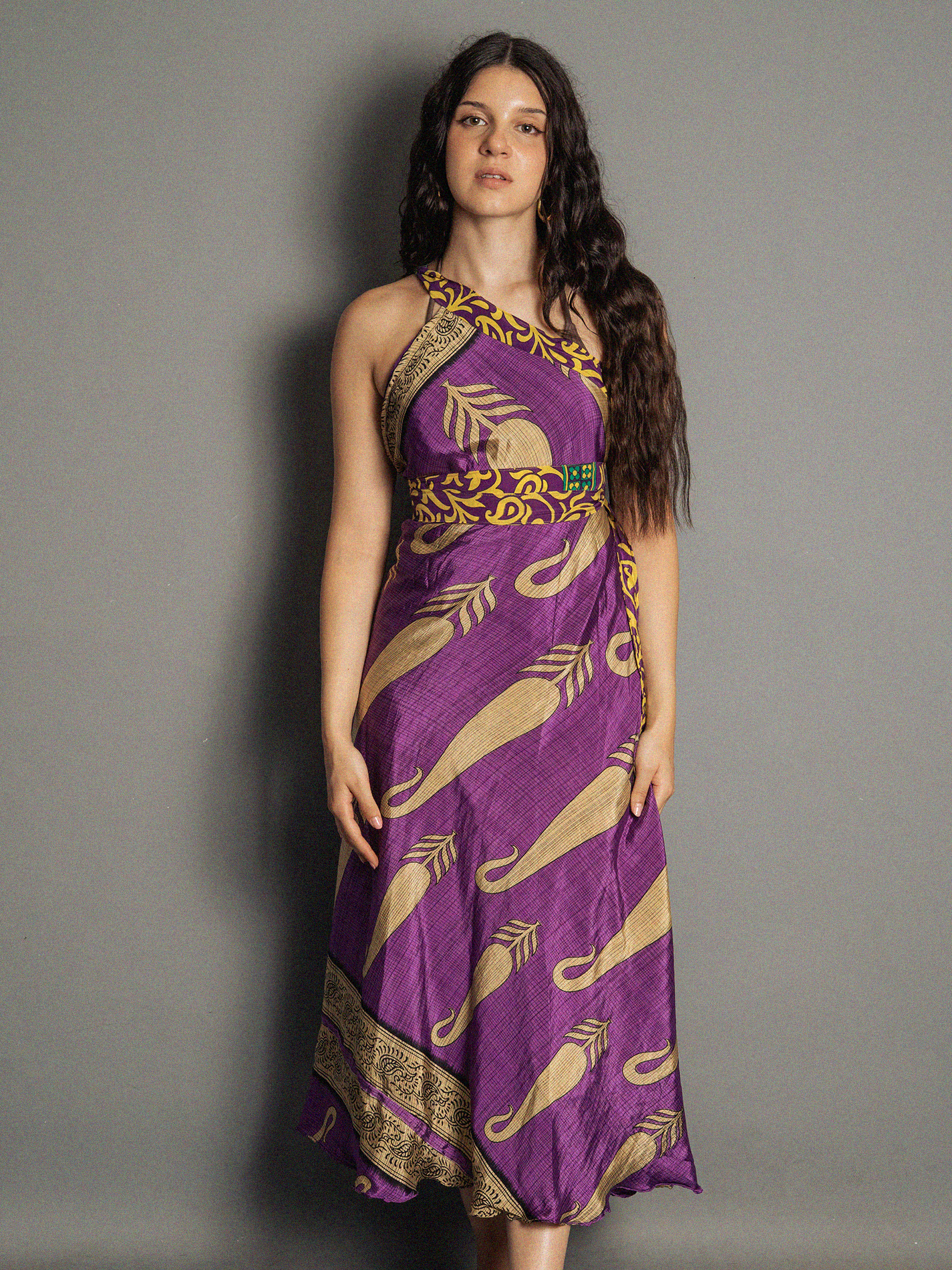 Gonna etnica lunga a portafoglio giallo e viola – India