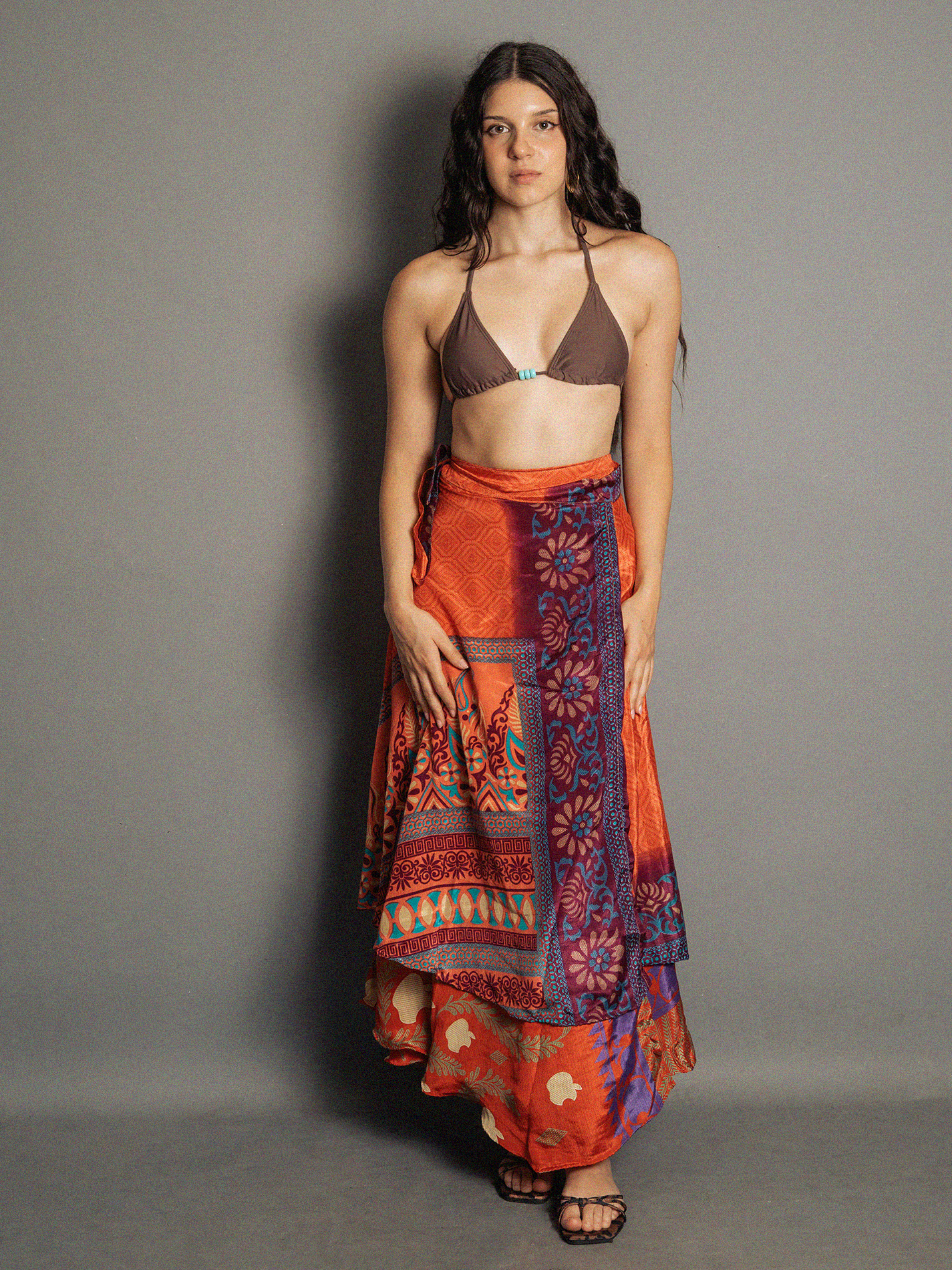 Gonna etnica lunga a portafoglio mele – India