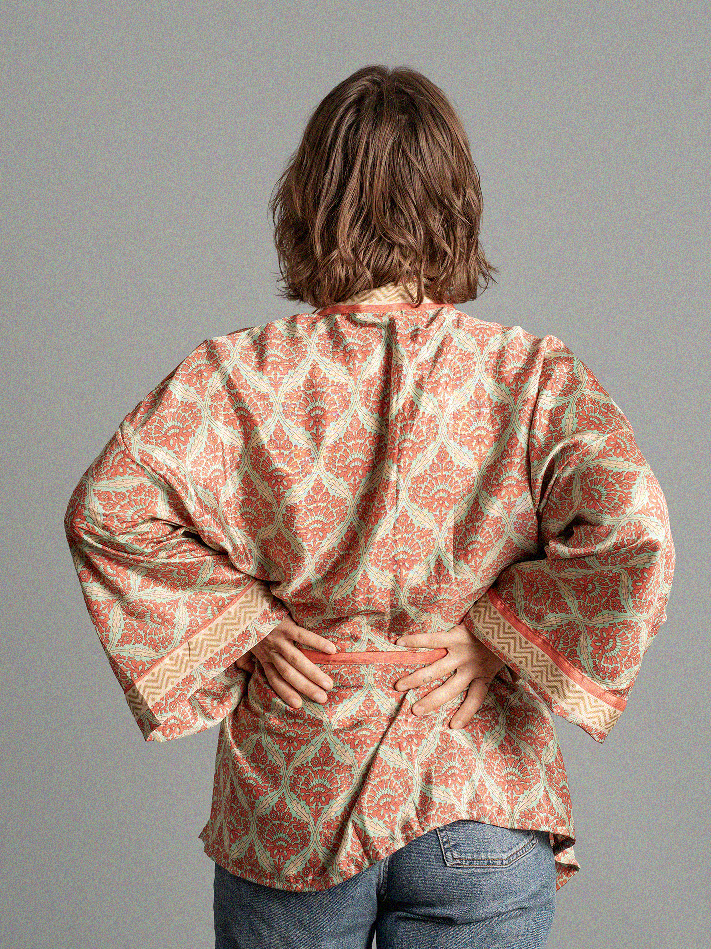 Kimono corto disegni rossi - Kerala