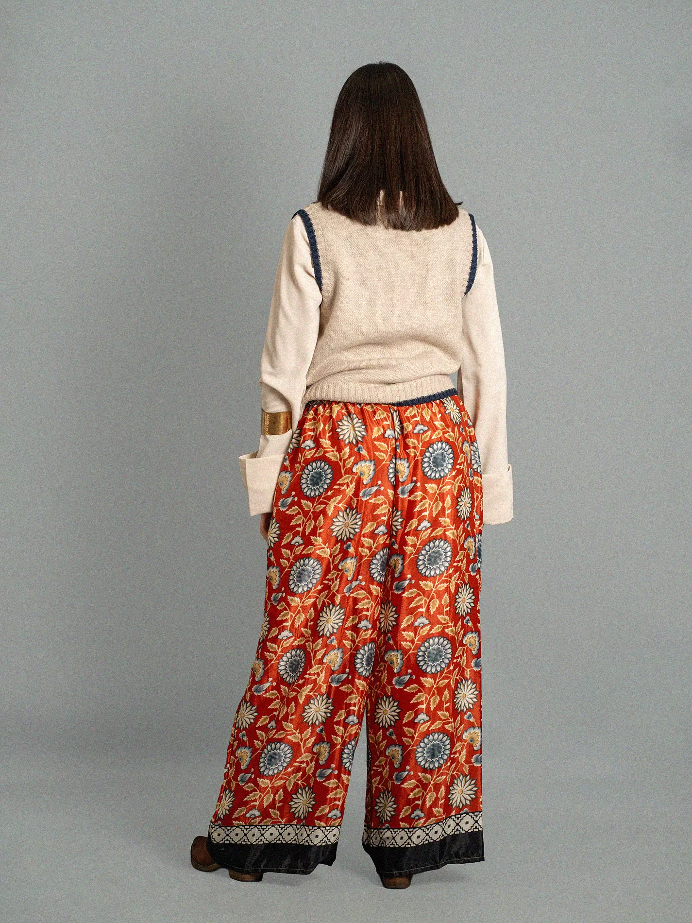 Pantalone SM rosso con fiori - Gurgaon